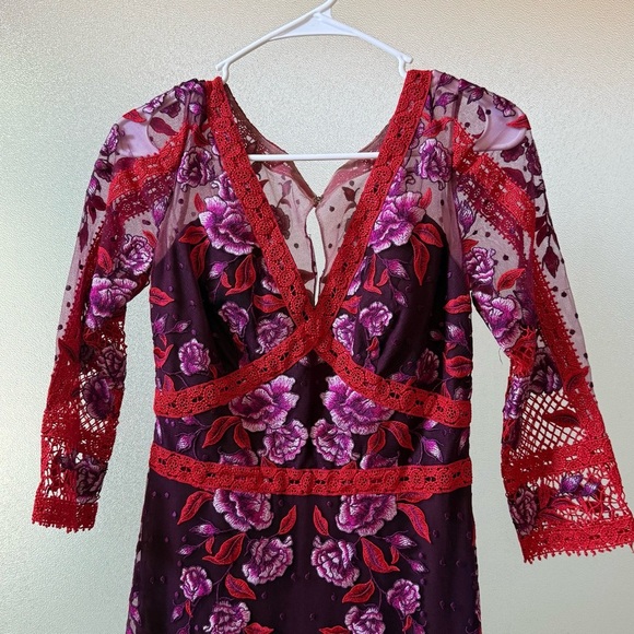 MARCHESA NOTTE Floral Guipure Lace Maxi Dress Gown Wine Sz 2 - Picture 5 of 10